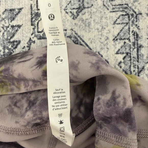 Lululemon Align HR Radial in Tie Dye Mauve Grey - Size 0 - Picture 6 of 6